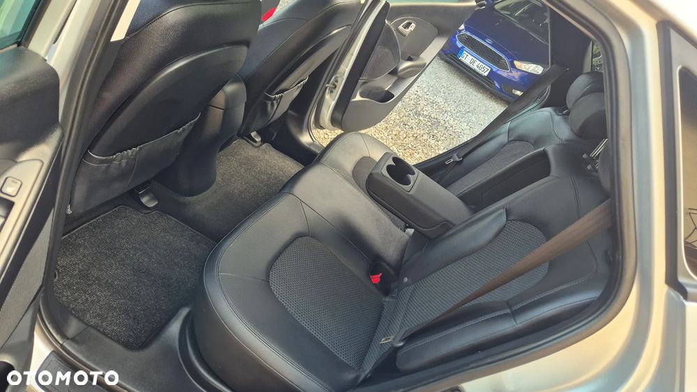 Hyundai ix35 2.0 Premium 2WD - 25
