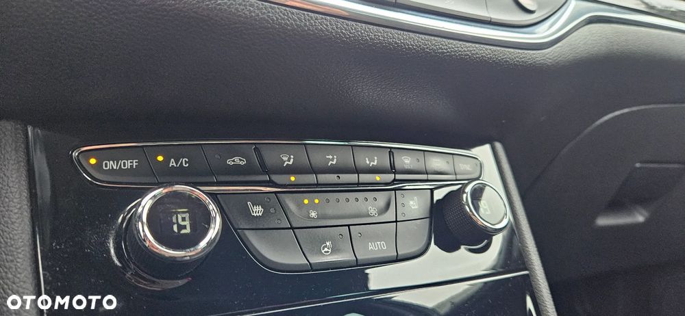 Opel Astra 1.4 Turbo Start/Stop Innovation - 13