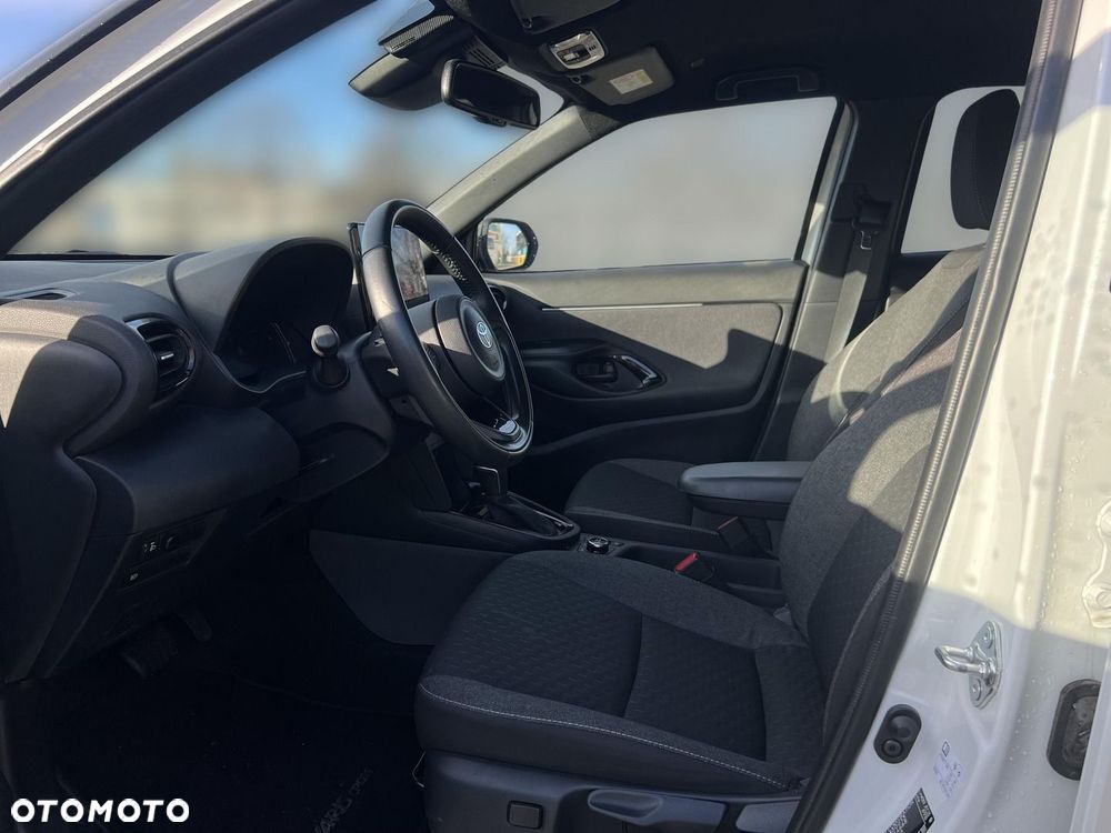 Toyota Yaris Cross Hybrid 1.5 Style AWD - 14