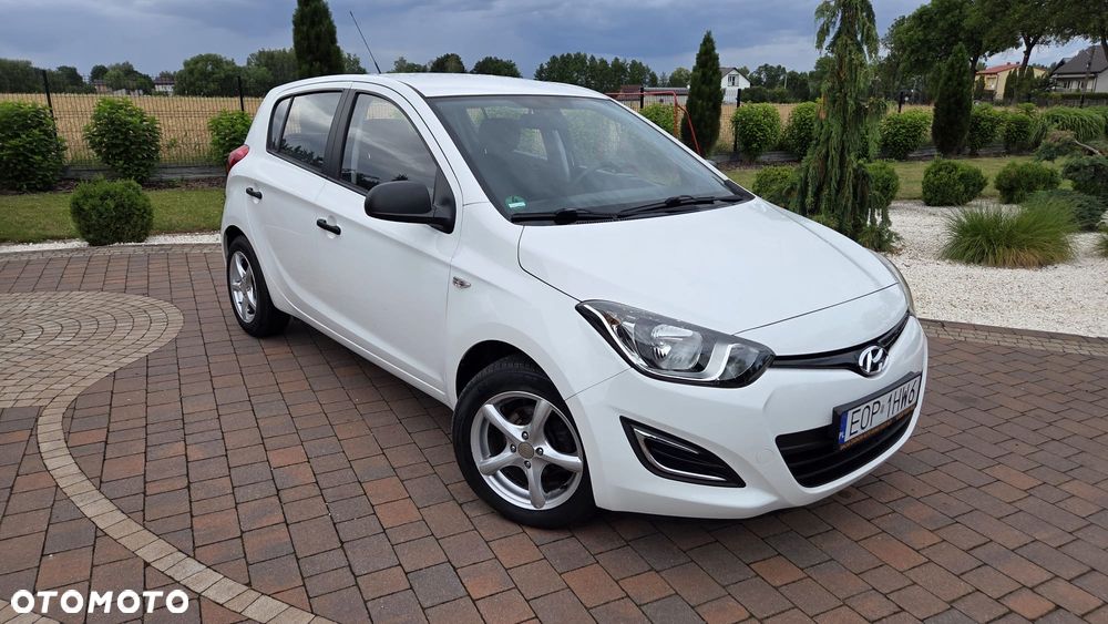 Hyundai i20 - 12