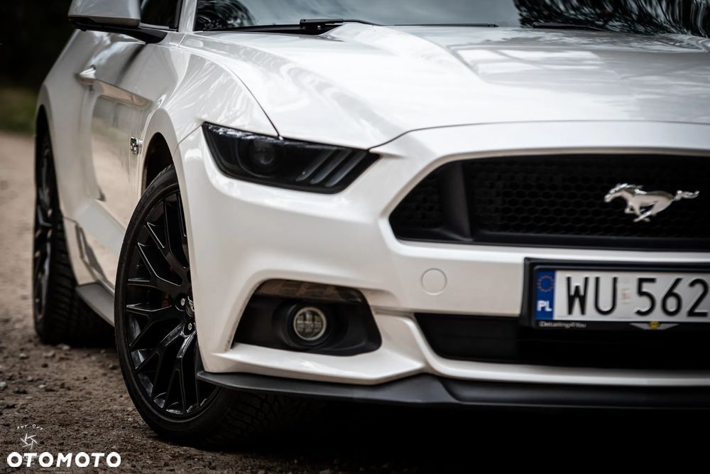 Ford Mustang - 7