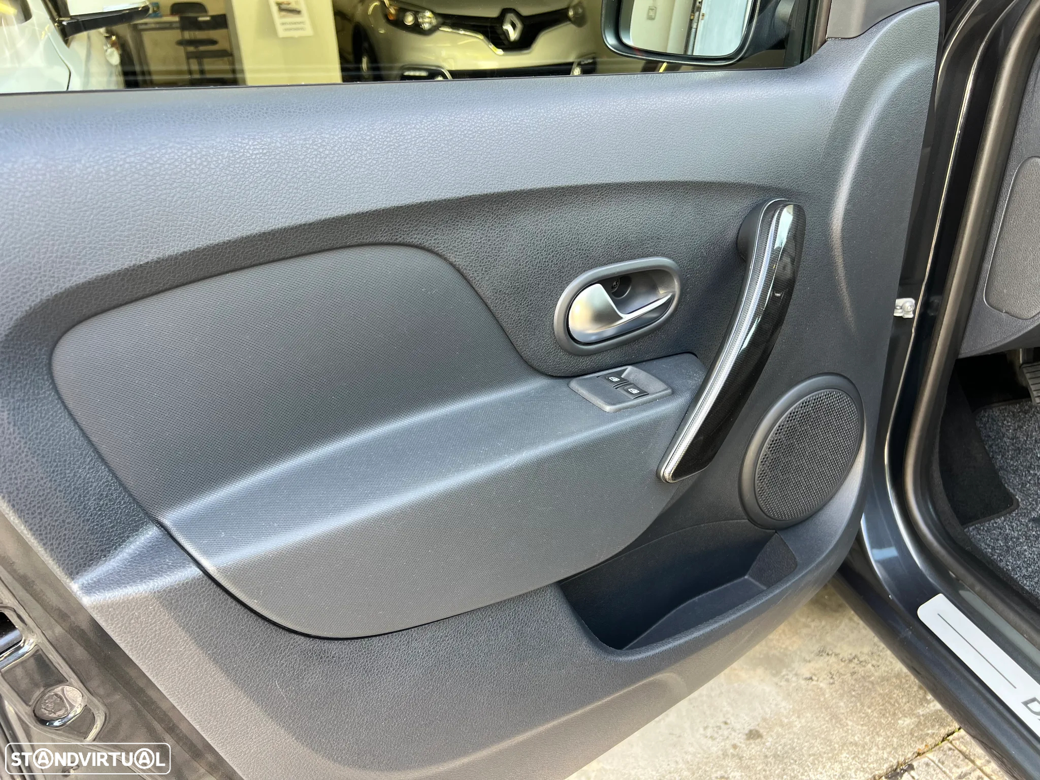 Dacia Sandero 0.9 TCe Pack - 33