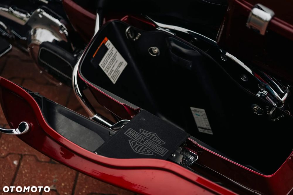 Harley-Davidson Touring Road King - 9