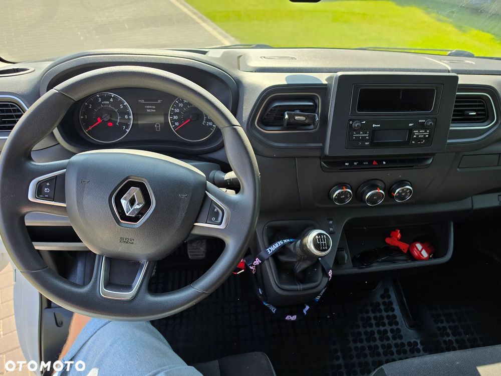Renault Master - 24
