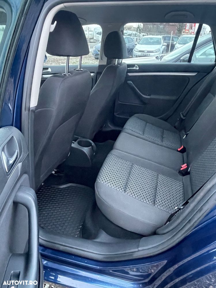 Volkswagen Golf 1.6 TDI BlueMotion Comfortline - 9