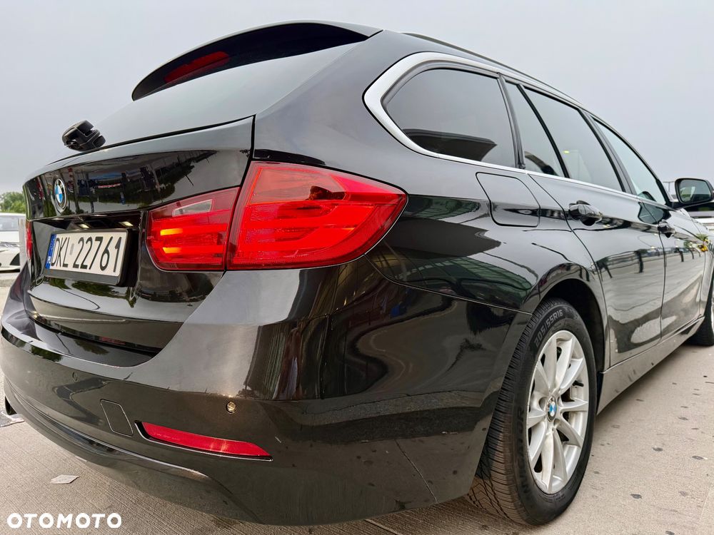 BMW Seria 3 320d Efficient Dynamics Edition - 10