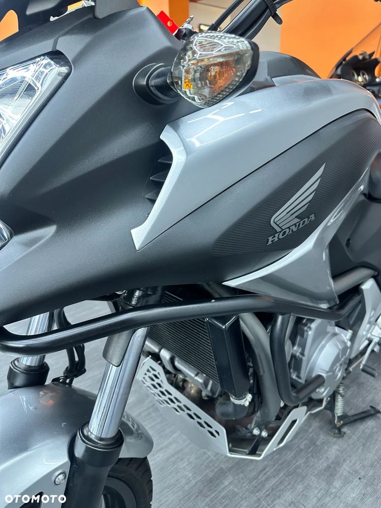 Honda NC - 12