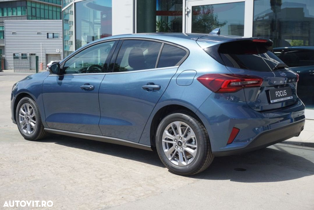 Ford Focus - 4