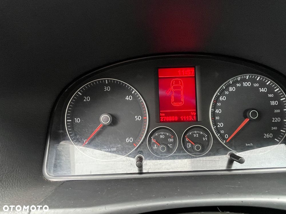 Volkswagen Touran 2.0 TDI Trendline - 9
