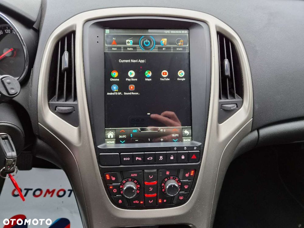 Opel Astra 1.4 Turbo Cosmo - 24