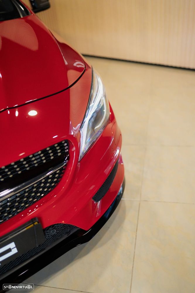 Mercedes-Benz CLA 220 - 18