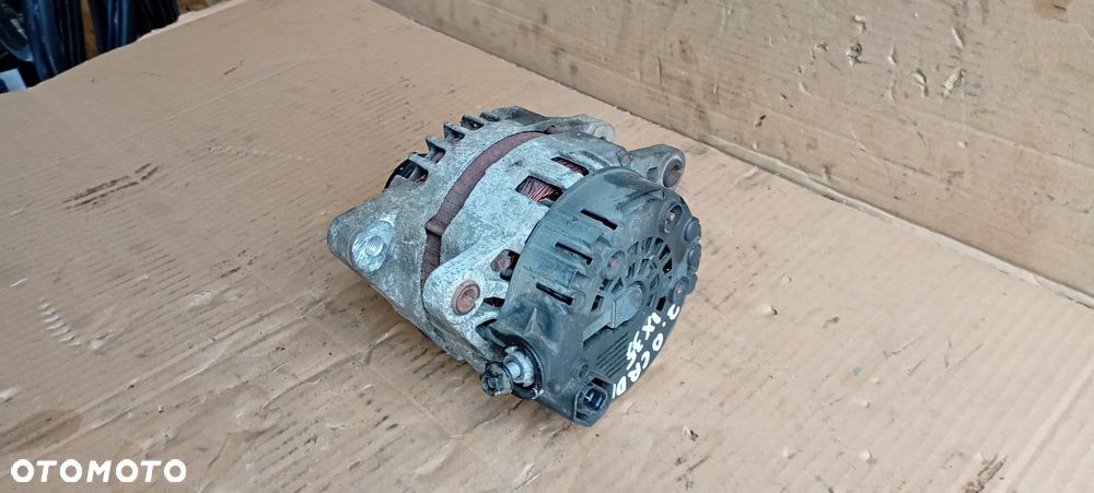 Alternator prądnica Hyundai ix35 2.0 CRDI 37300-2F100 - 2