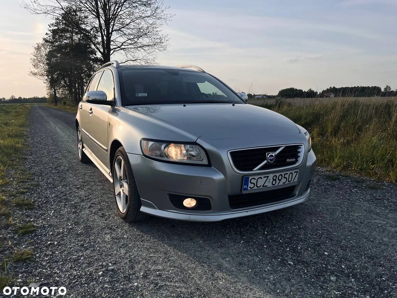Volvo V50 T5 R-Design - 1