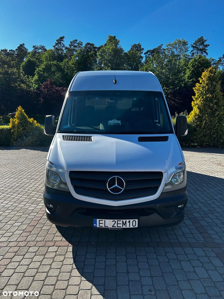 Mercedes-Benz Sprinter - 13