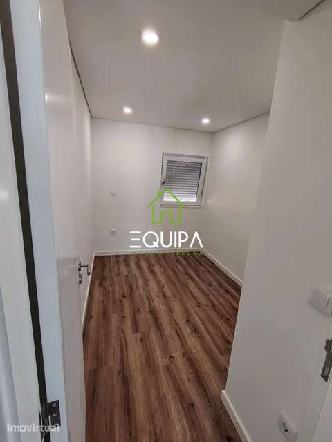 Apartamento T1+1 Com Varanda, centro de Vizela - Grande imagem: 3/6