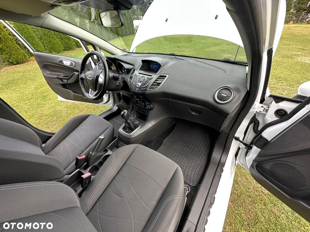 Ford Fiesta - 14