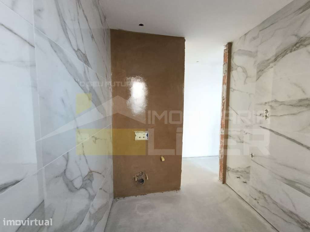 Apartamento Novo T3 no centro de Lourinhã - Grande imagem: 3/12