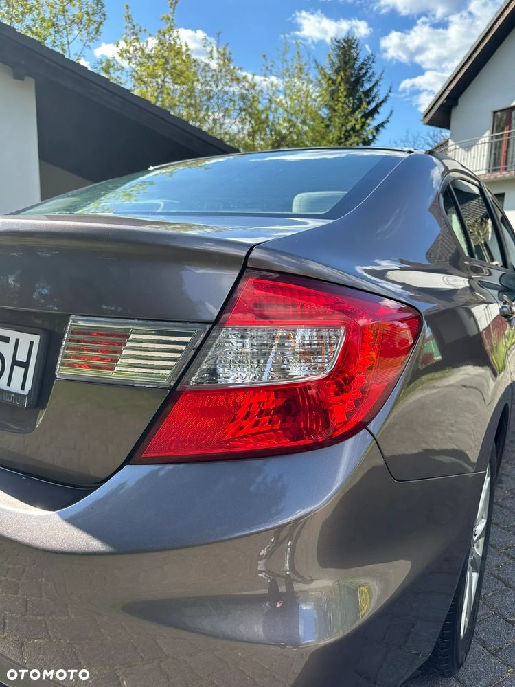 Honda Civic 1.8 Comfort - 13