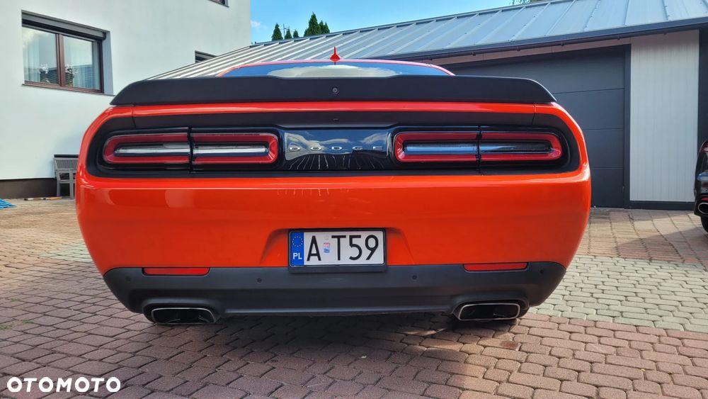 Dodge Challenger 6.4 Scat Pack - 7