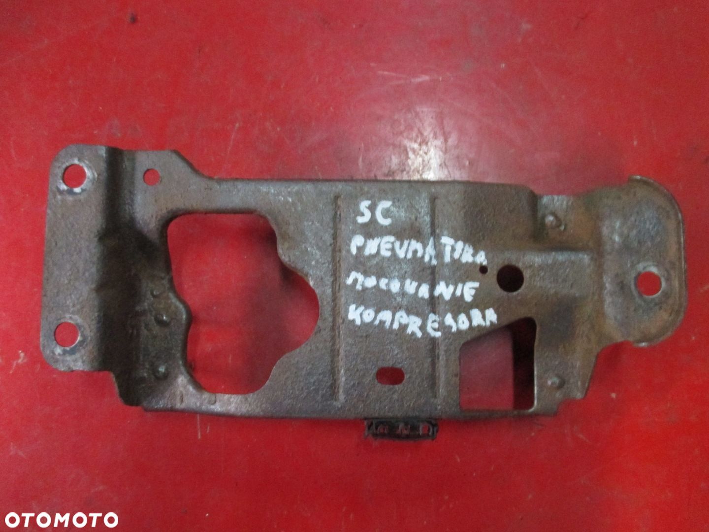 UCHWYT KOMPRESOR ZAWIESZENIA WABCO SCUDO JUMPY 07- - 1
