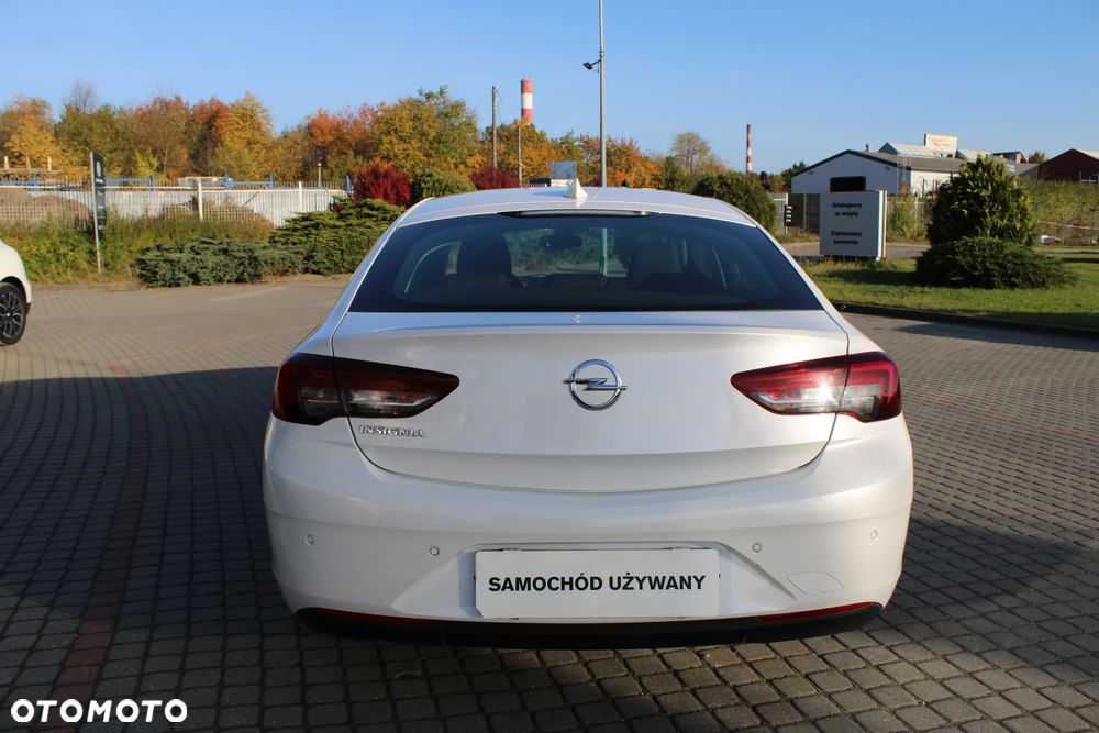 Opel Insignia 1.6 CDTI Enjoy S&S - 6