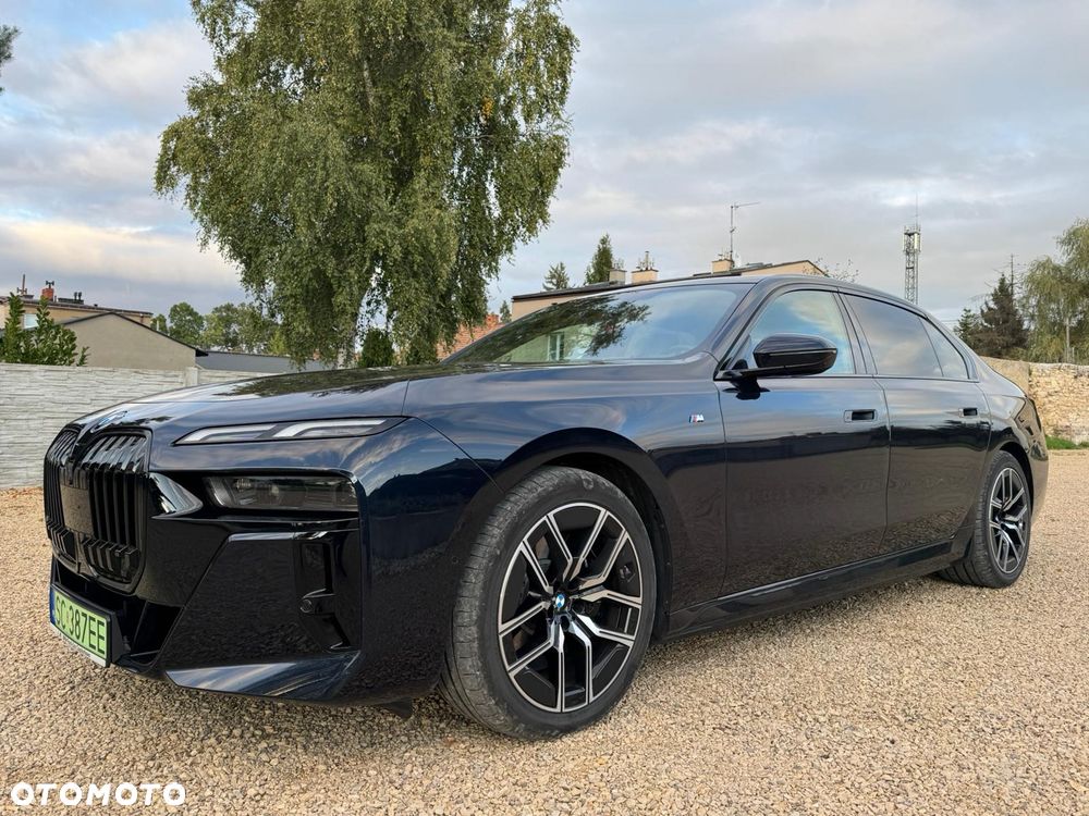 BMW i7 105.7kWh eDrive50 - 12