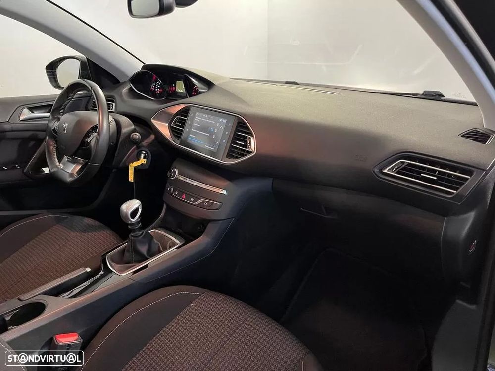 Peugeot 308 SW 1.5 BlueHDi Active - 13