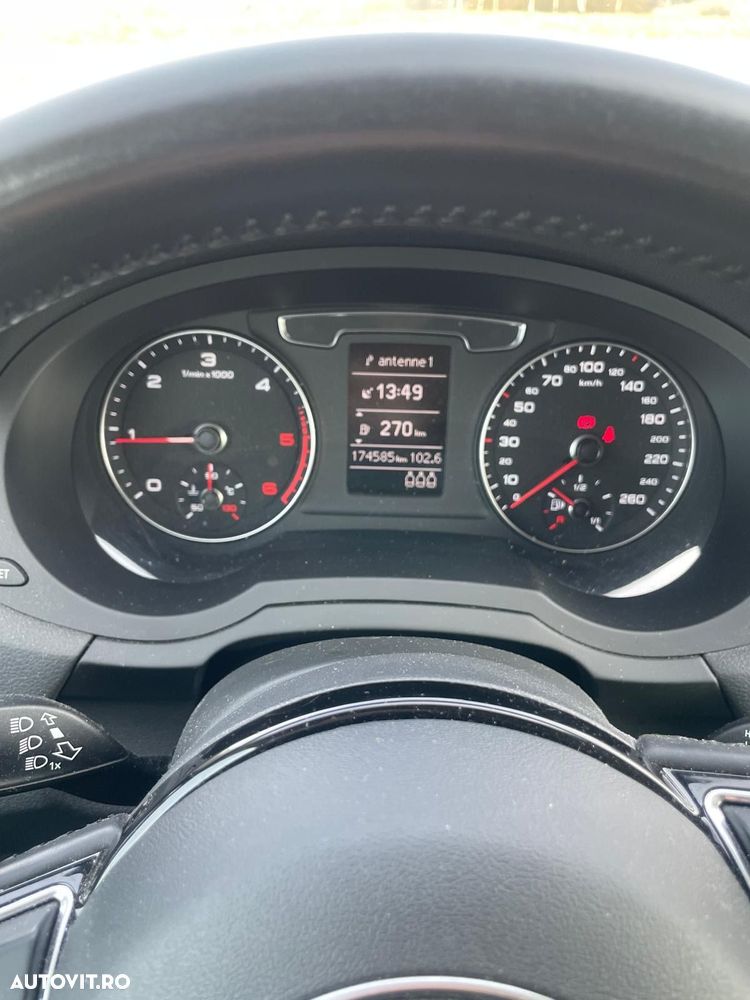 Audi Q3 2.0 TDI Design - 12