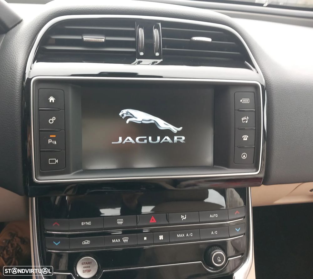 Jaguar XE 2.0 D R-Sport Aut. - 35