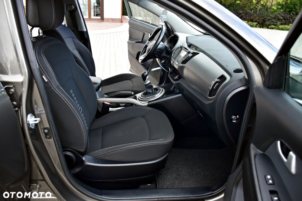 Kia Sportage 2.0 CRDI 4WD Spirit - 30