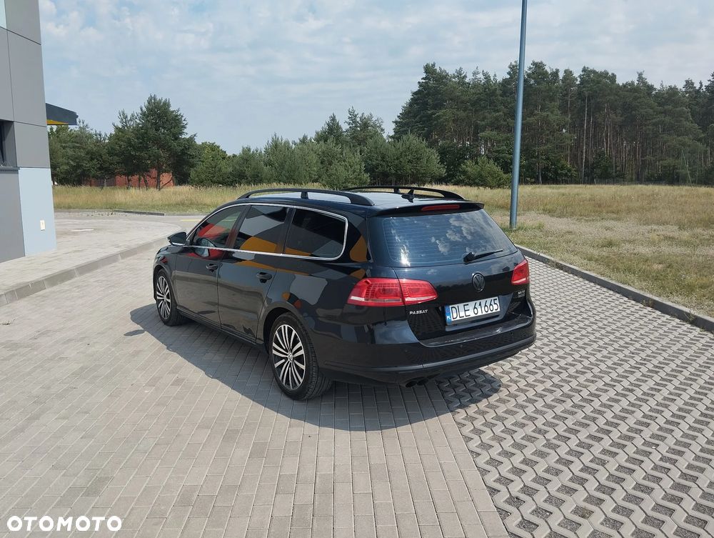 Volkswagen Passat 2.0 TDI Comfortline DSG - 4