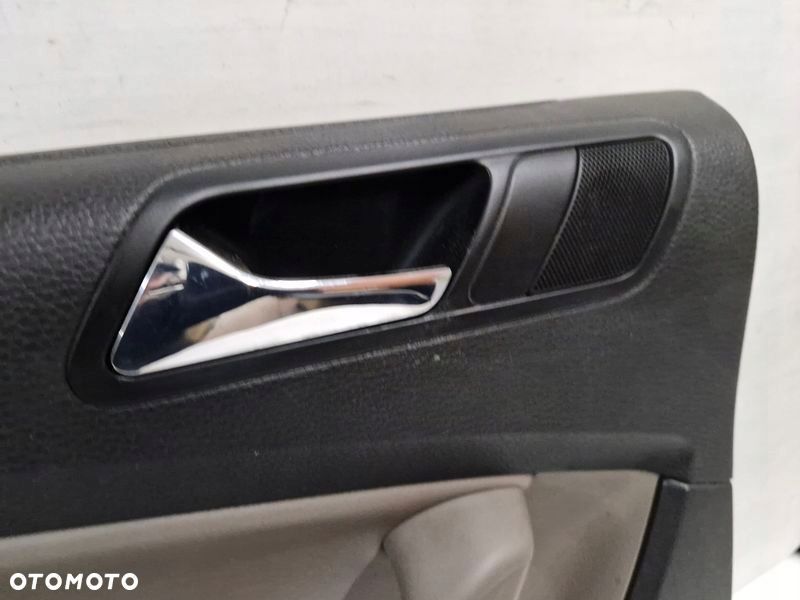 VW PASSAT B6 KOMBI BOCZEK DRZWI LEWY TYŁ TYLNY TAPICERKA SKÓRA ROLETA - 3