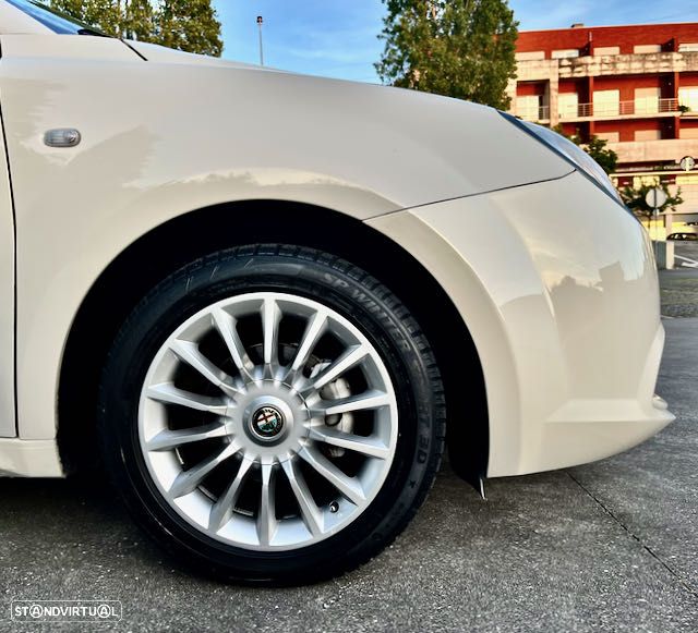 Alfa Romeo MiTo 1.4 8V Impression - 28