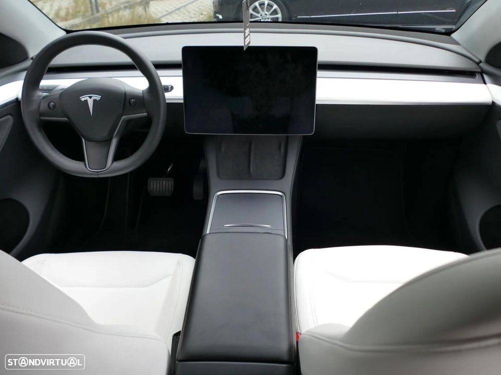 Tesla Model Y Tração Traseira - 37