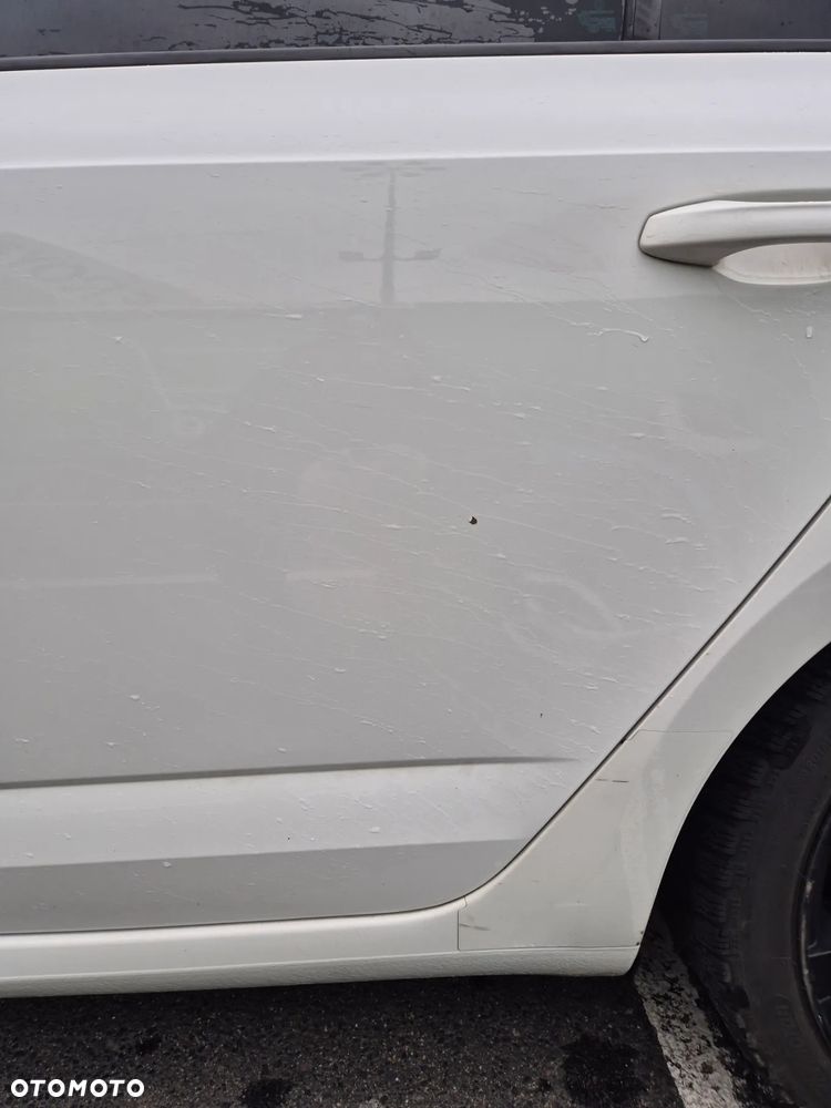 Skoda Octavia 2.0 TDI RS DSG - 13