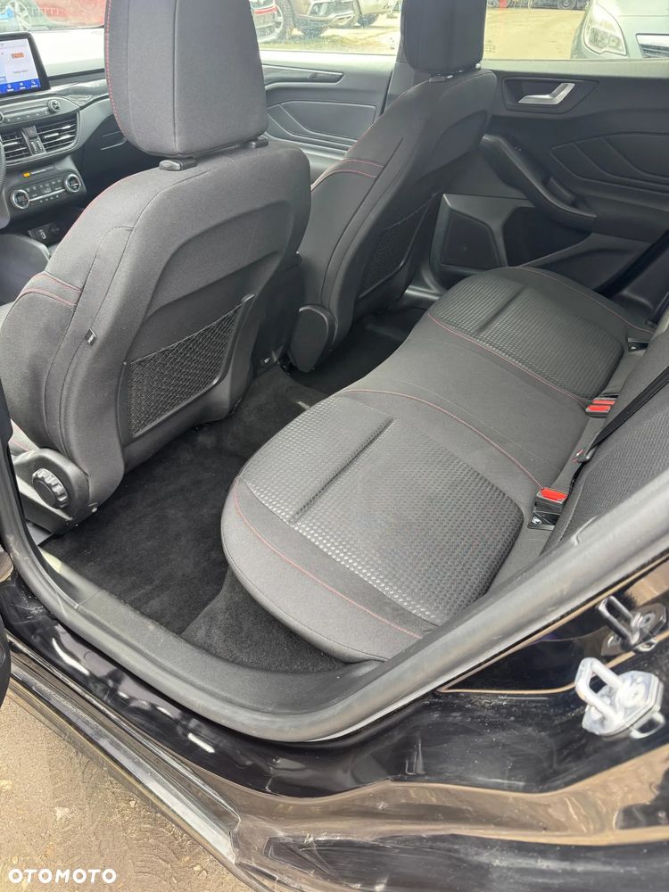 Ford Focus 1.0 EcoBoost ST-Line ASS PowerShift - 26