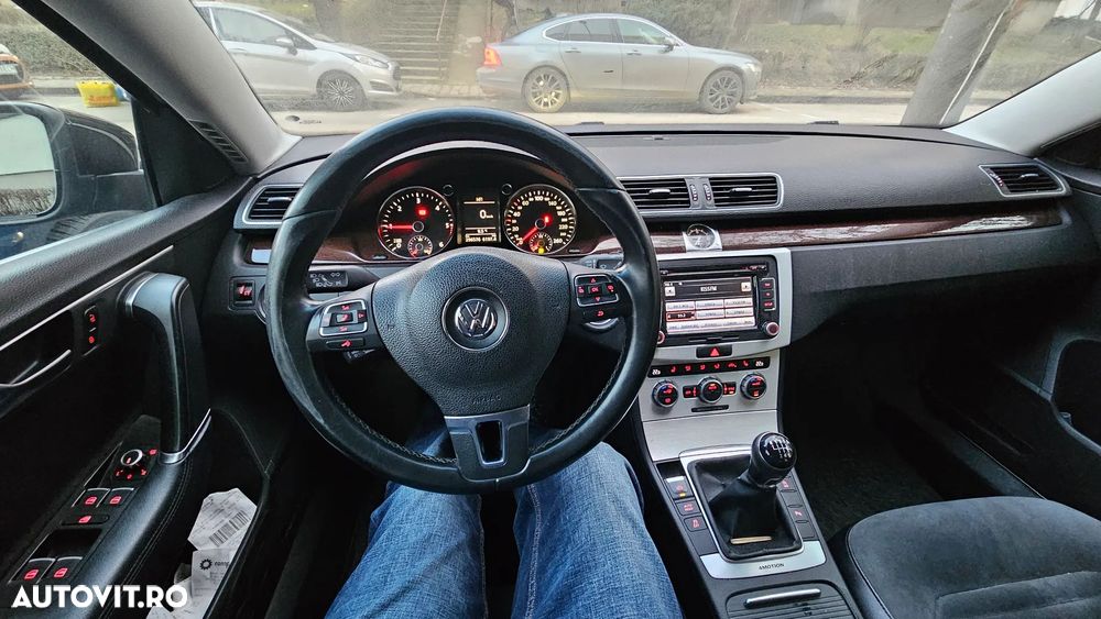 Volkswagen Passat 2.0 TDI BlueMotion Tehnology Highline - 5