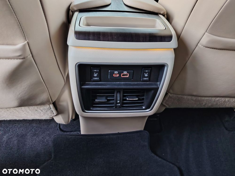 Nissan Murano 3.5 V6 Premium - 11