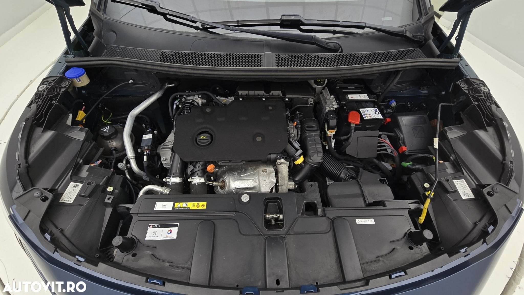 Peugeot 5008 1.5 BlueHDI s&s EAT8 Active - 24