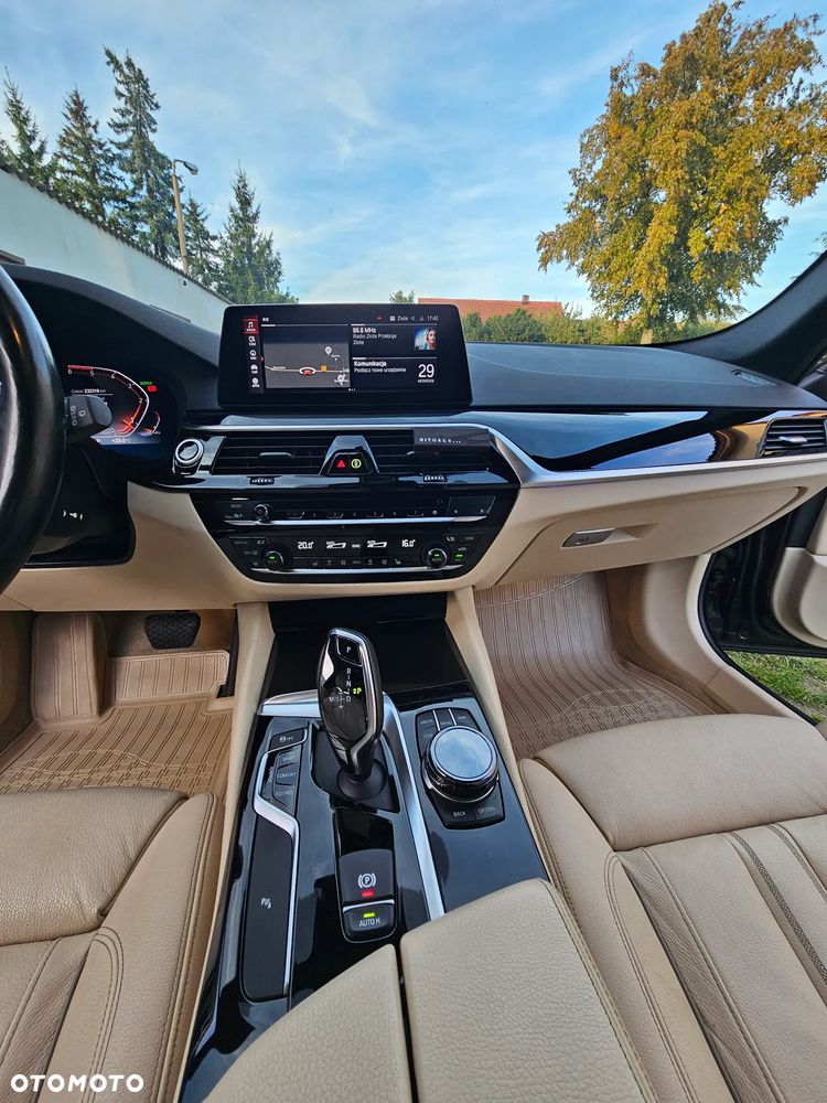 BMW Seria 5 - 21