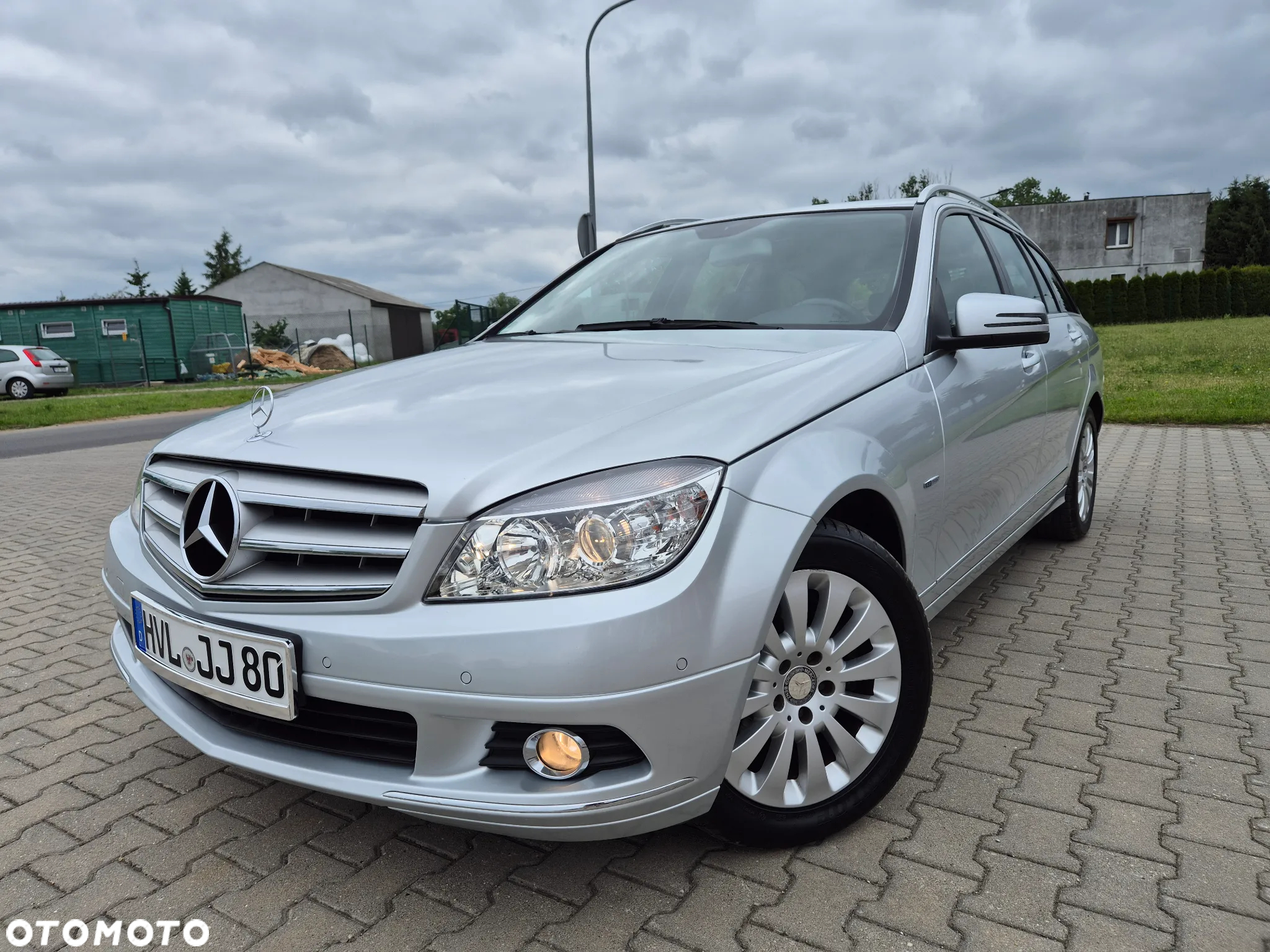 Mercedes-Benz Klasa C 180 T Kompressor Automatik BlueEFFICIENCY Special Edition - 2
