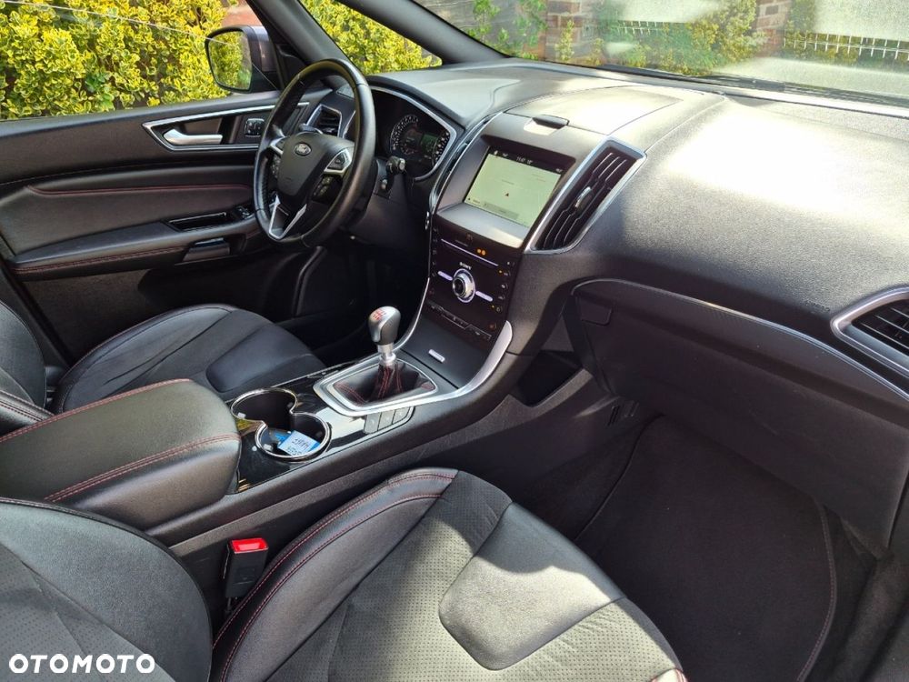 Ford S-Max - 9