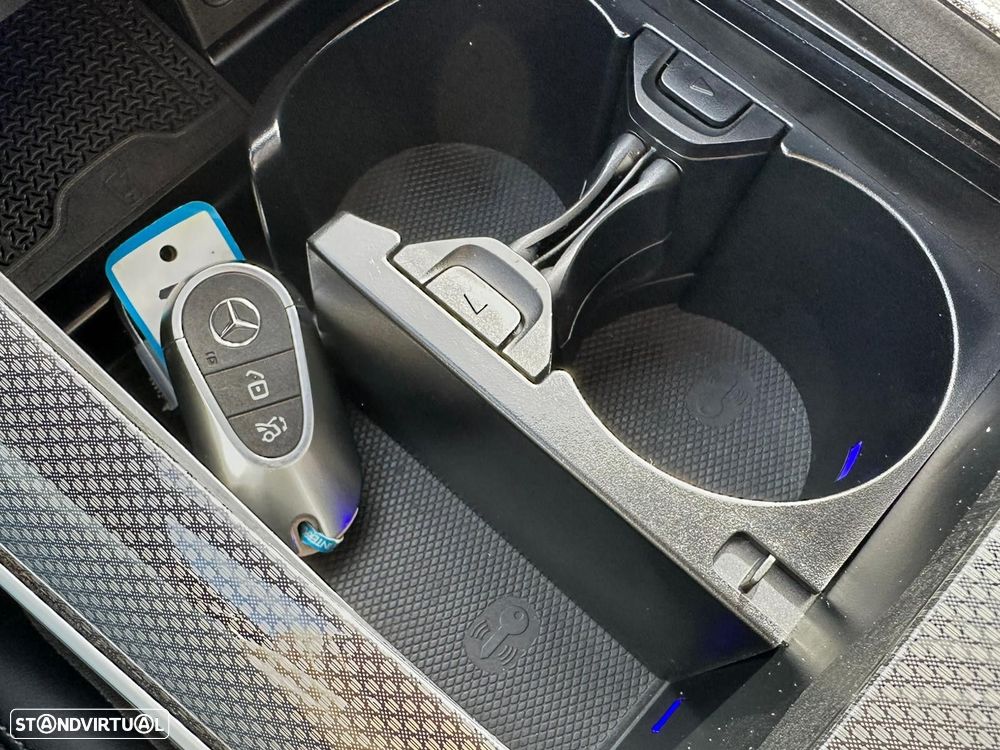 Mercedes-Benz C 300 e AMG Line - 34