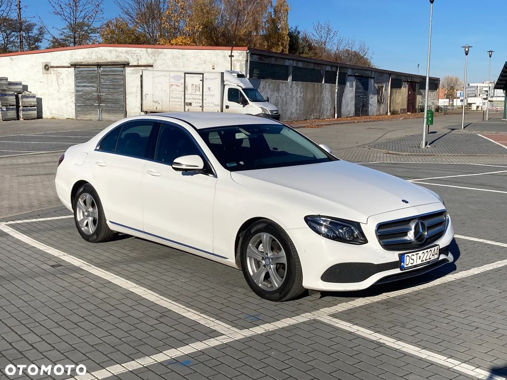 Mercedes-Benz Klasa E 220 d 9G-TRONIC - 4