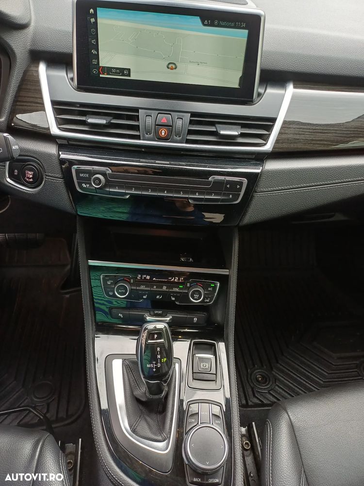 BMW Seria 2 218d xDrive AT - 8