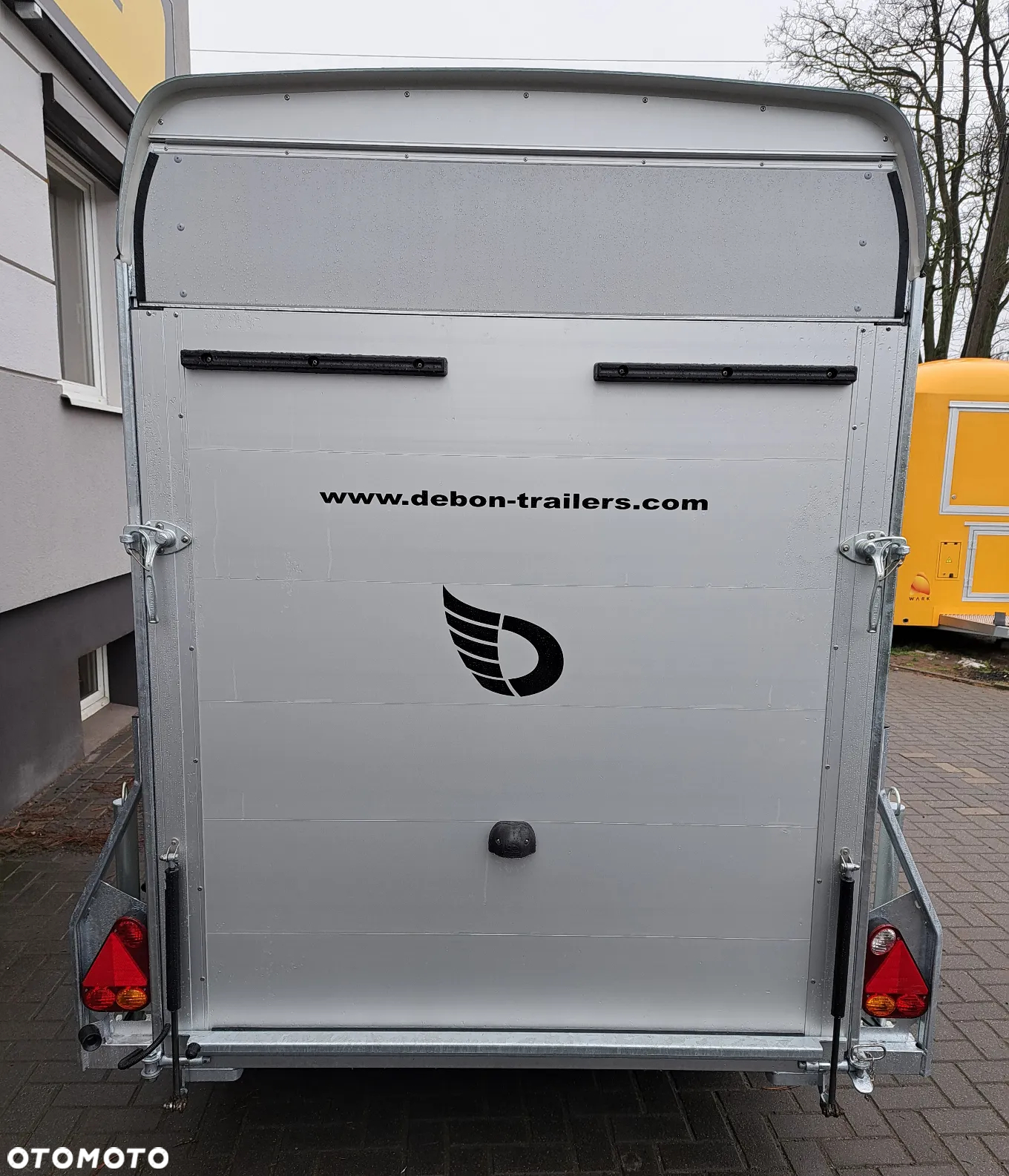 Debon FURGON 300 AL+D, DMC 1300 KG - 3