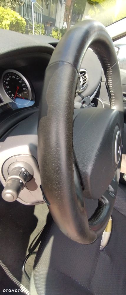 Renault Clio 1.2 16V Authentique - 6