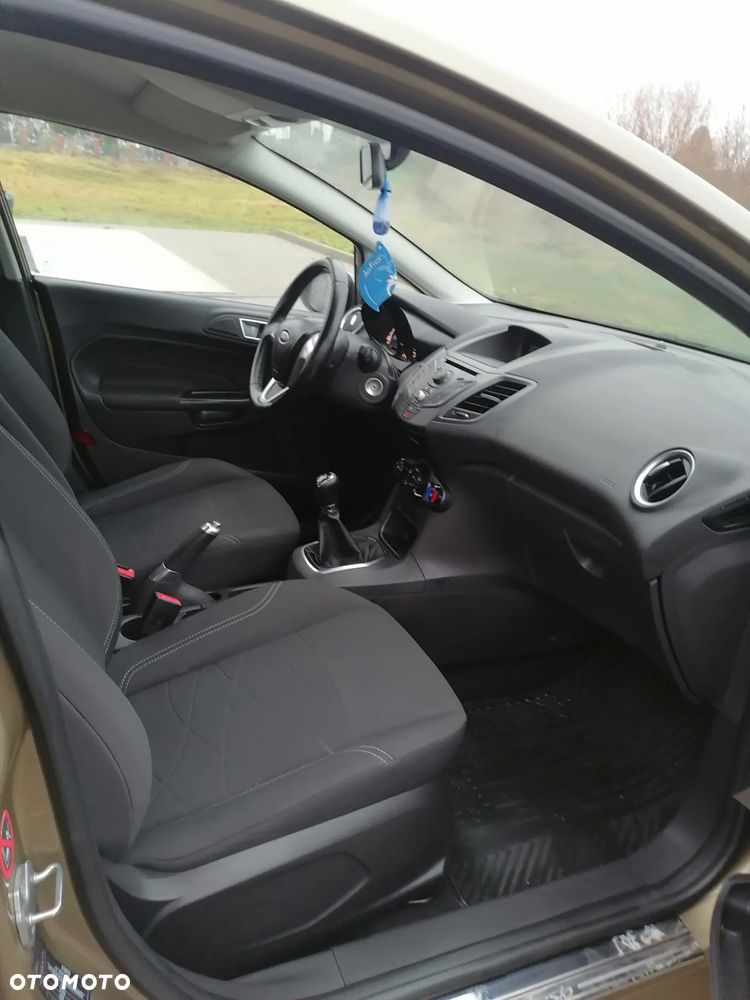 Ford Fiesta - 8