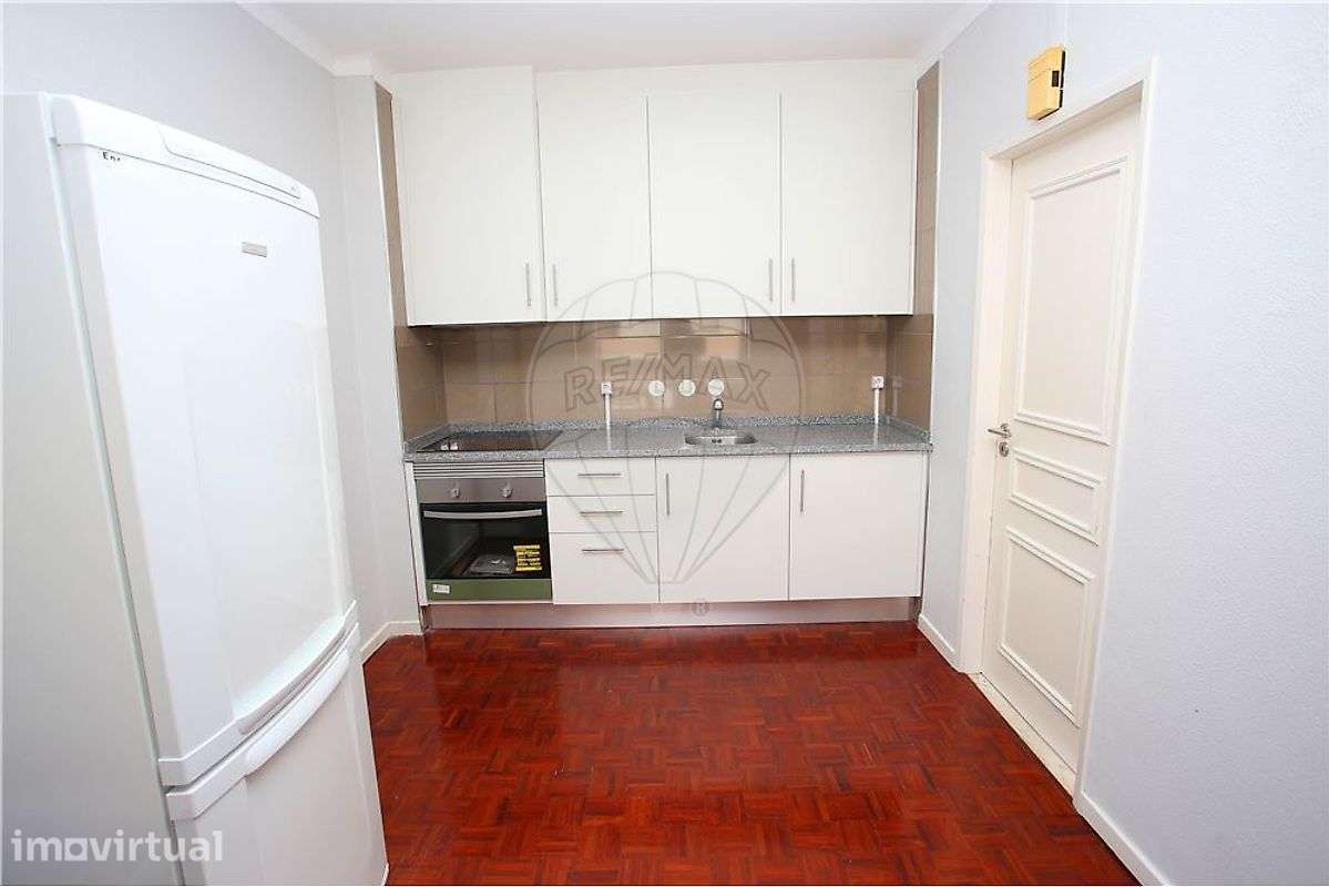 Apartamento T1 para arrendamento - Grande imagem: 3/12
