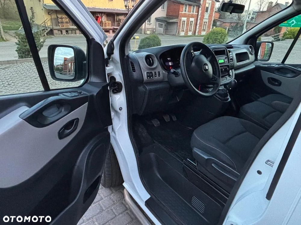 Renault Trafic 1.6 dCi 120 Combi Expression - 11